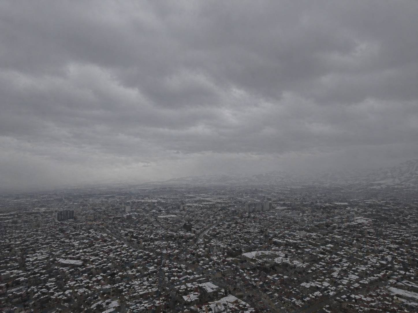 Türkiye Genelinde Hafta Sonu Alarmı: Gri Gökyüzü ve Sağanak Yağış Geliyor!